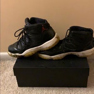 72-10 Air Jordan 11s